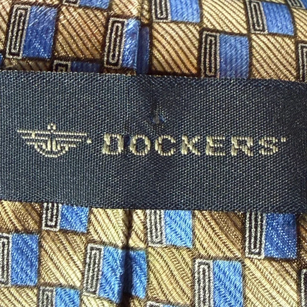 Dockers handmade silk